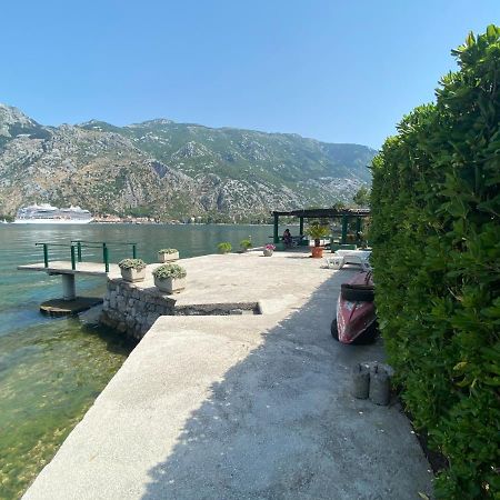 Muo 33 Apartments Kotor Luaran gambar